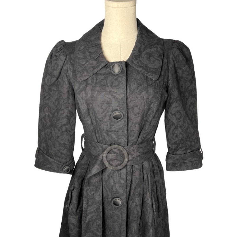 Forever 21 gorgeous belted jacket. (M) - Picture 3 of 8
